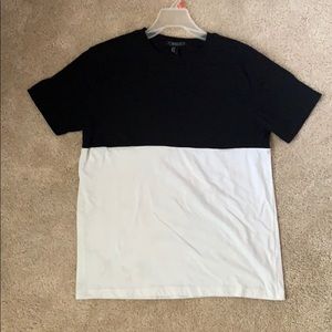 FOREVER 21 MEN Black and White Split Tee